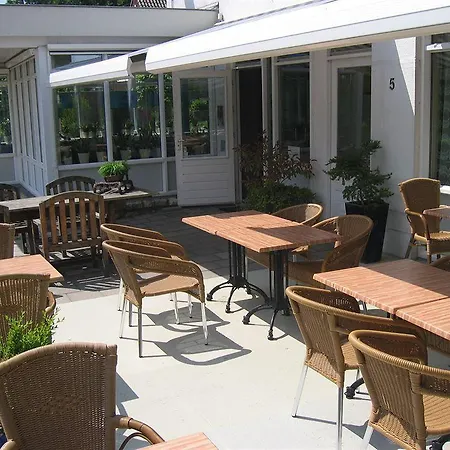 De Heek 3* 팔켄뷔르흐안더횔